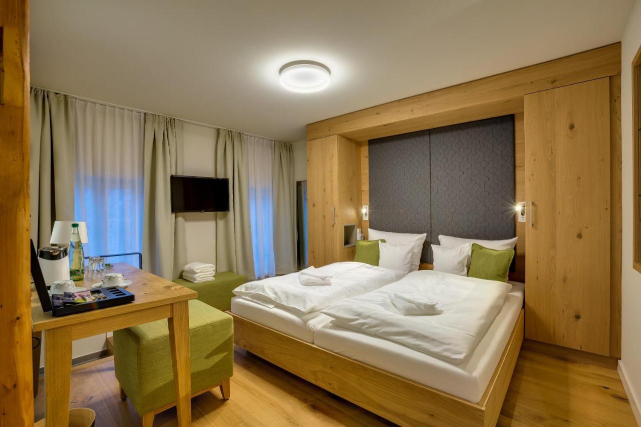 Schlettau Boutique Hotel Gruener Zweig מראה חיצוני תמונה